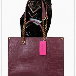Betsey Johnson Plum Skull Embossed Croc‎ Tote Bag – Gold Chain Straps – NWT